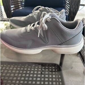 Vionic Women's Leyo Sneakers